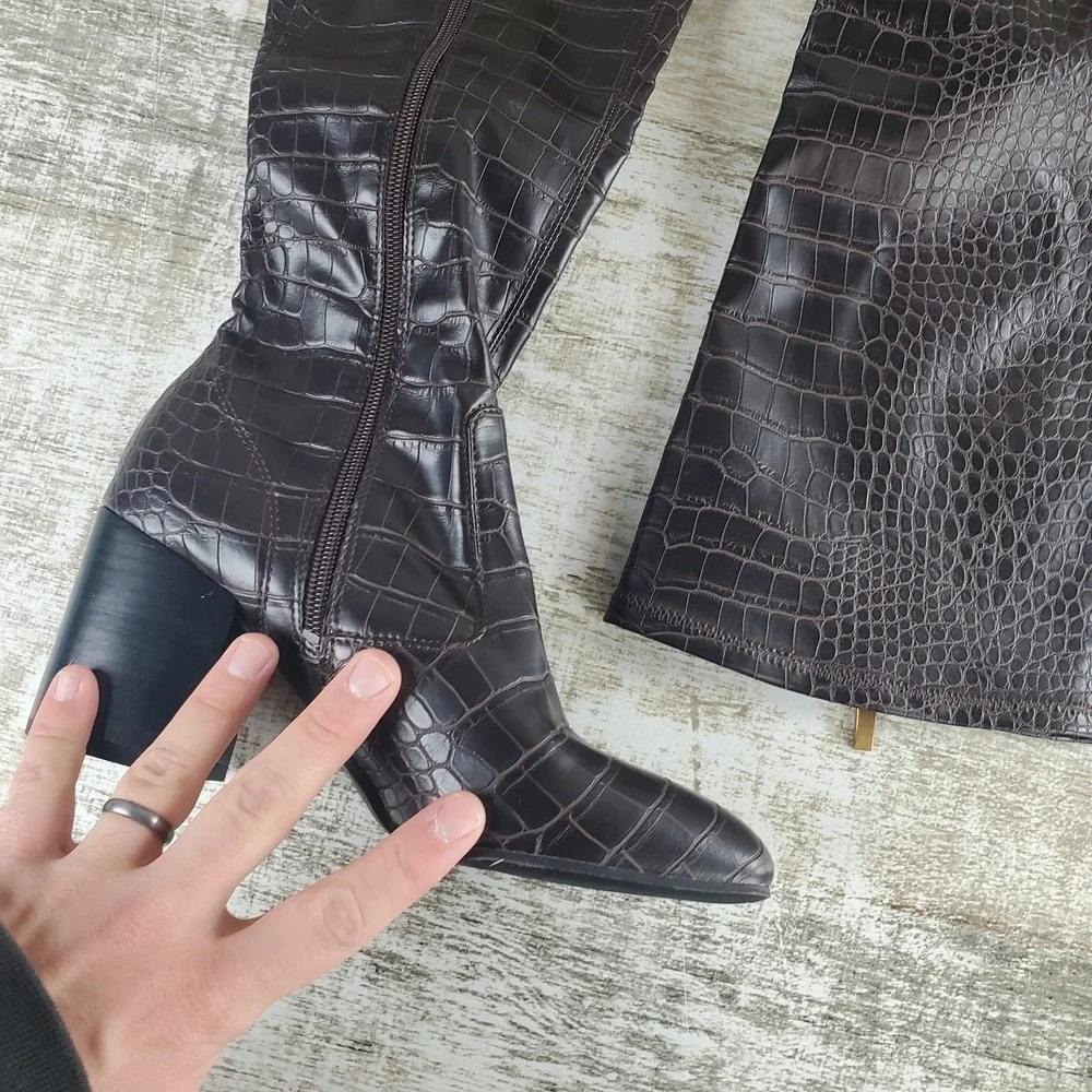 Franco Sarto Talfer Womens Knee-High Boots Sz 7 M Brown Croc Print Side Zipper